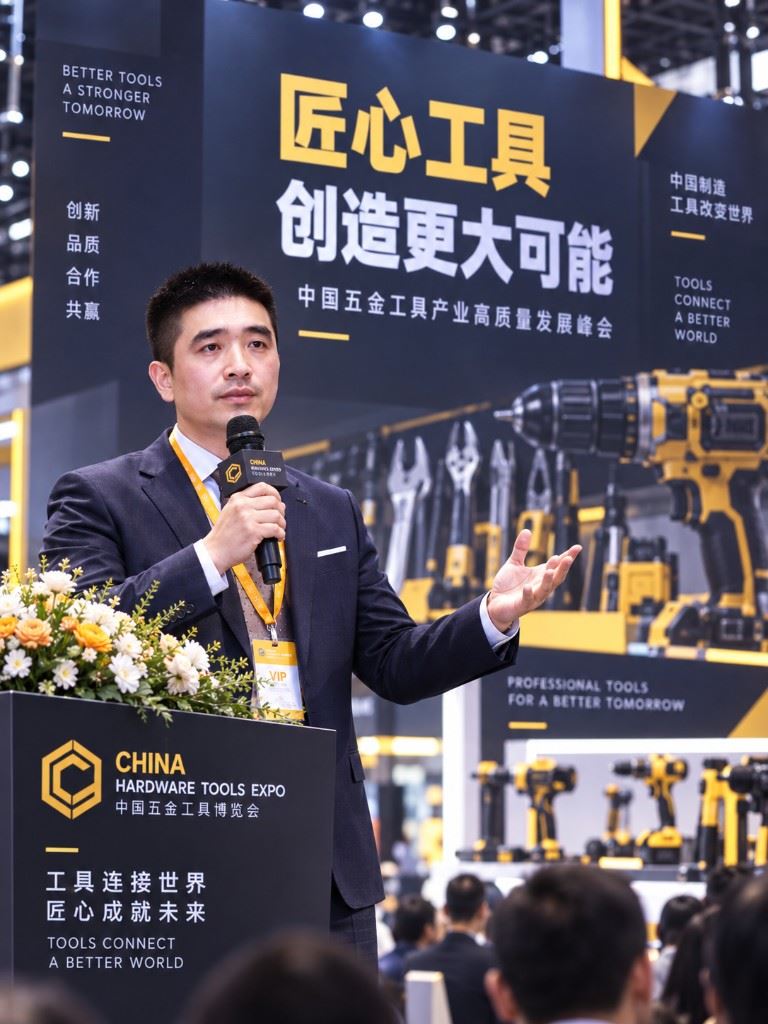 陈华斌公开介绍照片 2